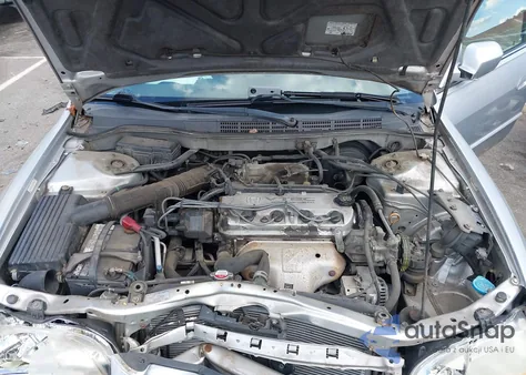 2002 Honda Accord 2.3 Lx from USA, damaged, VIN 1HGCG56492A166631